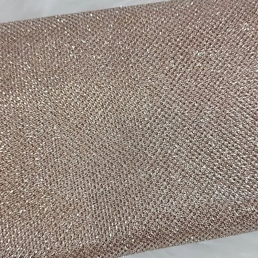 GLINT Clutch with Chain - Picture 4 of 10